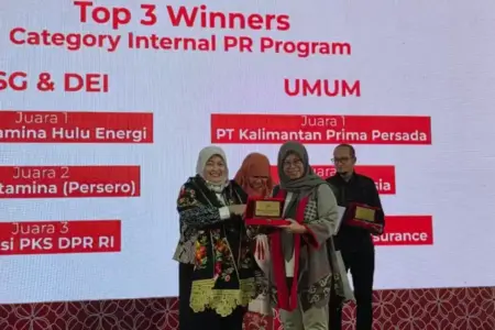Program Kolaborarts mengantarkan PT Pertamina Hulu Energi meraih Juara 1 PREA 2025 berkat penguatan komunikasi internal berbasis ESG dan DEI.