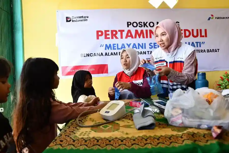 Ratusan relawan Pertamina Peduli menghabiskan malam tahun baru 2026 di lokasi bencana Aceh dan Sumatra, menegaskan komitmen kemanusiaan.
