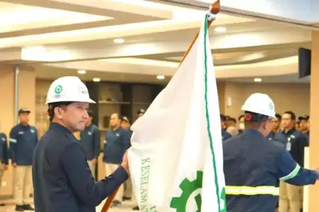 Peringati Bulan K3 2026, ASDP Perkuat Budaya Keselamatan untuk Operasional Penyeberangan Berkelanjutan ASDP menegaskan komitmen penerapan K3 secara menyeluruh dalam peringatan Bulan K3 2026 guna mewujudkan operasional penyeberangan yang aman dan andal.
