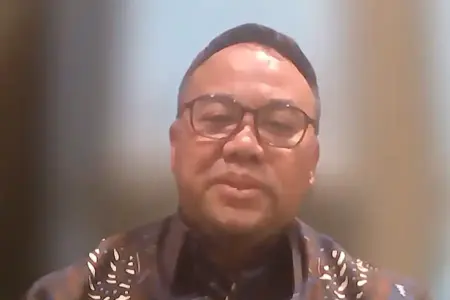 M. Ismail Riyadi, Kepala Departemen Literasi, Inklusi Keuangan dan Komunikasi OJK