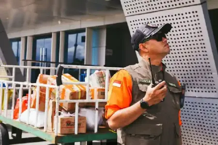 Hytera Indonesia mendukung BNPB menangani banjir di Sumatra dengan donasi perangkat komunikasi darurat untuk memperkuat koordinasi tanggap bencana.