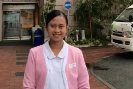 Kompetensi dan Daya Tahan Mental Jadi Kunci Perawat UNAIR Berkarier di Jepang Ina Titi Sri Wulandari SKep Ns RN