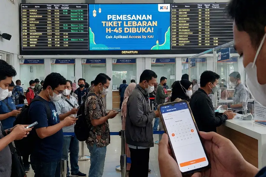 Tiket Kereta Lebaran 2026 Dibuka Bertahap, Ini Tips Agar Tak Kehabisan Kursi Favorit Pemesanan tiket mudik lebaran 2026. (foto ilustrasi AI)