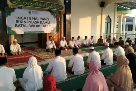 Ingat 8 Hal yang Bikin Puasa Kamu Batal, Wajib Dipahami Agar Ibadah Sah Ilustrasi momen kajian yang membahas mengenai ibadah puasa (AI)