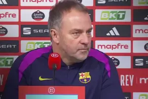 Hansi Flick Perpanjang Kontrak di Barcelona hingga 2028, Bidik Gelar Liga Champions Hansi Flick