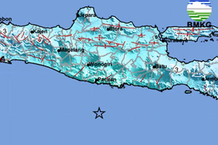 Gempa Pacitan Magnitudo 6,4 Guncang Dini Hari, BMKG Catat Dua Gempa Susulan Gempa Pacitan magnitudo 6,4 mengguncang Jumat dini hari. BMKG memastikan tidak berpotensi tsunami dan mencatat dua gempa susulan.