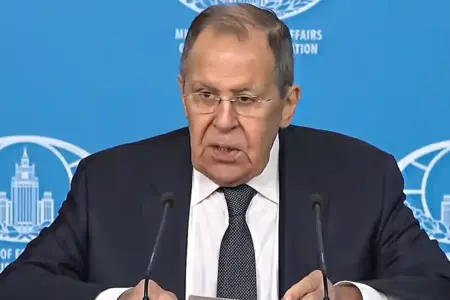 Rusia Ancam Respons Militer Jika Greenland Dimiliterisasi, NATO Luncurkan Misi Arctic Sentry Menteri Luar Negeri Rusia Sergei Lavrov