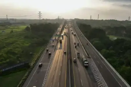 Arus Balik Lebaran 2026, 1,7 Juta Kendaraan Kembali ke Jabotabek, Puncak Diprediksi 24-29 Maret Arus balik Lebaran 2026 (foto: Dok Jasa Marga)