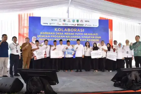 Mensos Saifullah Yusuf dorong 5 juta KPM PKH di Jawa Timur menjadi anggota Koperasi Desa Merah Putih untuk memperkuat kemandirian ekonomi keluarga.