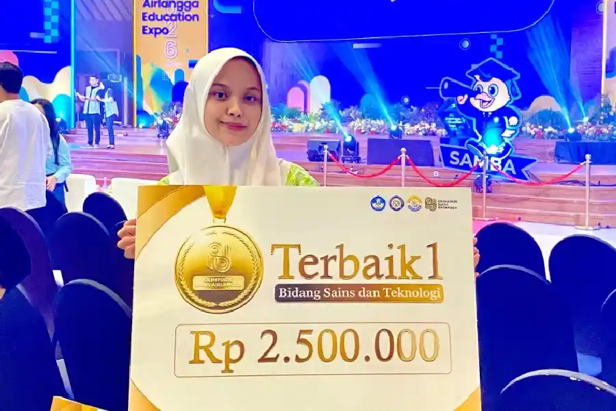 Rosa Raih Golden Ticket FK UNAIR 2026 Lewat Prestasi OSA, Mimpi Jadi Dokter Terwujud Rosa, calon mahasiswa baru melalui jalur Golden Ticket 2026