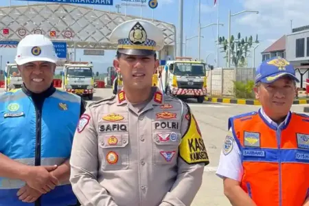 Tol Prosiwangi Dibuka Fungsional Saat Mudik Lebaran 2026, Polres Probolinggo Siapkan Pos Pelayanan di Sejumlah Exit Tol Tol Prosiwangi dibuka fungsional 14–29 Maret 2026 saat mudik Lebaran. Polres Probolinggo siapkan pos pelayanan di sejumlah exit tol untuk pemudik.