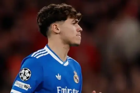 Bintang Muda Real Madrid Pilih Bela Timnas Spanyol, Luis de la Fuente Pastikan Komitmen Thiago Pitarch Thiago Pitarch (sumber foto: instagram @thiiaago_8)