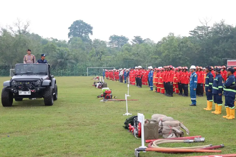 PHR menegaskan kesiapsiagaan mitigasi Karhutla di Riau lewat Apel Gelar Pasukan di Rumbai, melibatkan 500 personel gabungan lintas sektor.