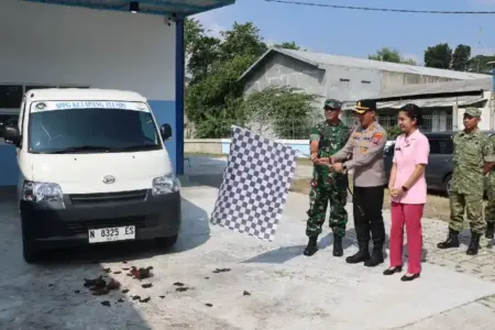 Polres Blitar Kota Luncurkan SPPG Ketapang, Layani 886 Pelajar dalam Program Makan Bergizi Gratis Polres Blitar Kota luncurkan SPPG Ketapang untuk layani 886 pelajar dalam program makan bergizi gratis guna tingkatkan kesehatan anak.
