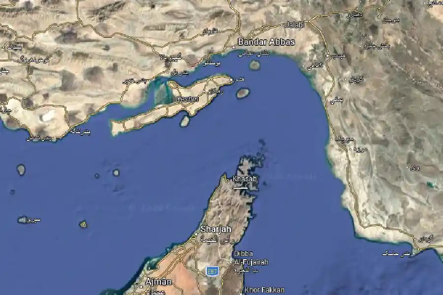 Kapal Tanker Saudi Mulai Lintasi Selat Hormuz, Pasar Minyak Pantau Dampak Perdamaian AS-Iran Selat Hormuz