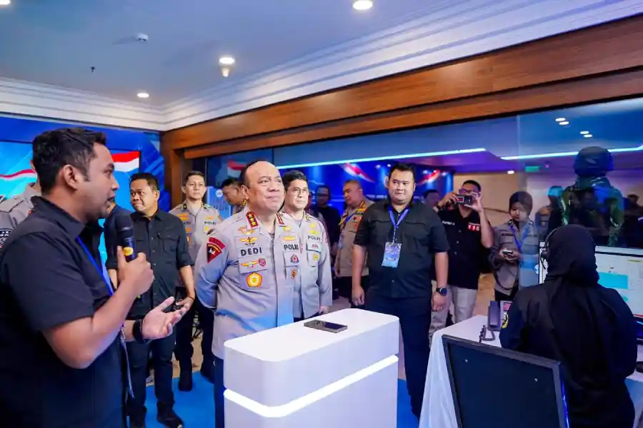 Polri luncurkan layanan laporan polisi online melalui Super App, memudahkan masyarakat akses layanan secara cepat, transparan, dan efisien.