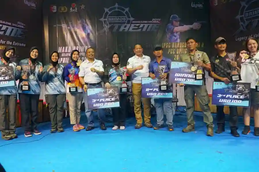 Brimob Xtreme 2026 Resmi Ditutup, 475 Penembak dari Berbagai Negara Tunjukkan Prestasi dan Sportivitas Kejuaraan menembak Brimob Xtreme 2026 resmi ditutup, diikuti 475 peserta dari dalam dan luar negeri dengan standar internasional.
