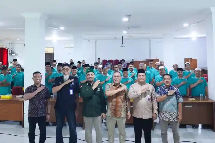 PTPN IV PalmCo dan Kemenag Pekanbaru Gelar Pelatihan Kurban Bersyariah, Cetak Juru Sembelih Halal Profesional PTPN IV PalmCo bersama Kemenag Pekanbaru menggelar pelatihan kurban bersyariah untuk mencetak juru sembelih halal profesional.