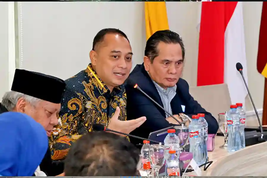 Wali Kota Surabaya Eri Cahyadi menegaskan kepemimpinan sejati harus berlandaskan gotong royong dan praktik nilai Pancasila.