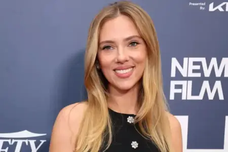 Scarlett Johansson (sumber foto: instagram @scarlettjohanssonworld)