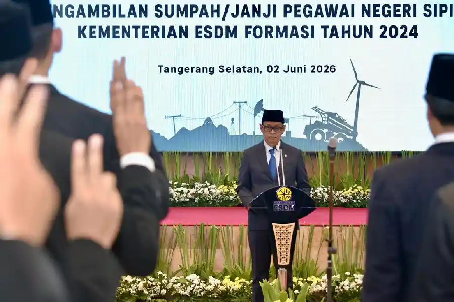 Wamen ESDM Yuliot melantik 745 PNS baru dan menegaskan peran strategis talenta muda dalam mewujudkan swasembada energi nasional.