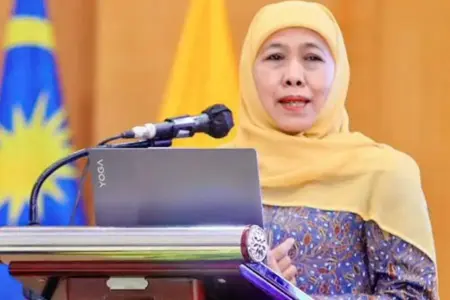 Gubernur Khofifah Paparkan Transformasi Pendidikan Jatim di Hadapan Dosen Muda CPNS, Soroti SDM Menuju Indonesia Emas 2045 Gubernur Jawa Timur Khofifah Indar Parawansa