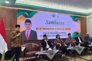 Bupati Mojokerto mengapresiasi peran Universitas KH Abdul Chalim dalam memajukan pendidikan saat asesmen akreditasi Prodi Komunikasi dan Penyiaran Islam.