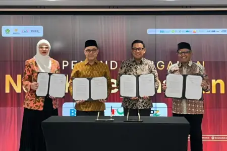 BSI Gandeng FOZ dan POROZ Perkuat Ekosistem Zakat Nasional, Potensi Rp340 Triliun Siap Dioptimalkan BSI, FOZ, dan POROZ berkolaborasi memperkuat pengelolaan zakat nasional melalui digitalisasi, literasi, dan integrasi ekosistem ekonomi syariah.