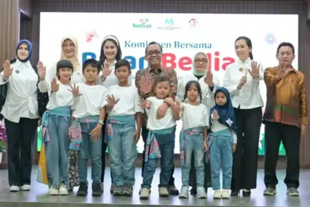 Peringati Hari Anak Nasional 2026, Kemen PPPA Luncurkan Kampanye BERLIAN untuk Perkuat Perlindungan Anak Indonesia Kemen PPPA meluncurkan Kampanye BERLIAN pada Hari Anak Nasional 2026 untuk memperkuat perlindungan anak melalui kolaborasi lintas sektor.